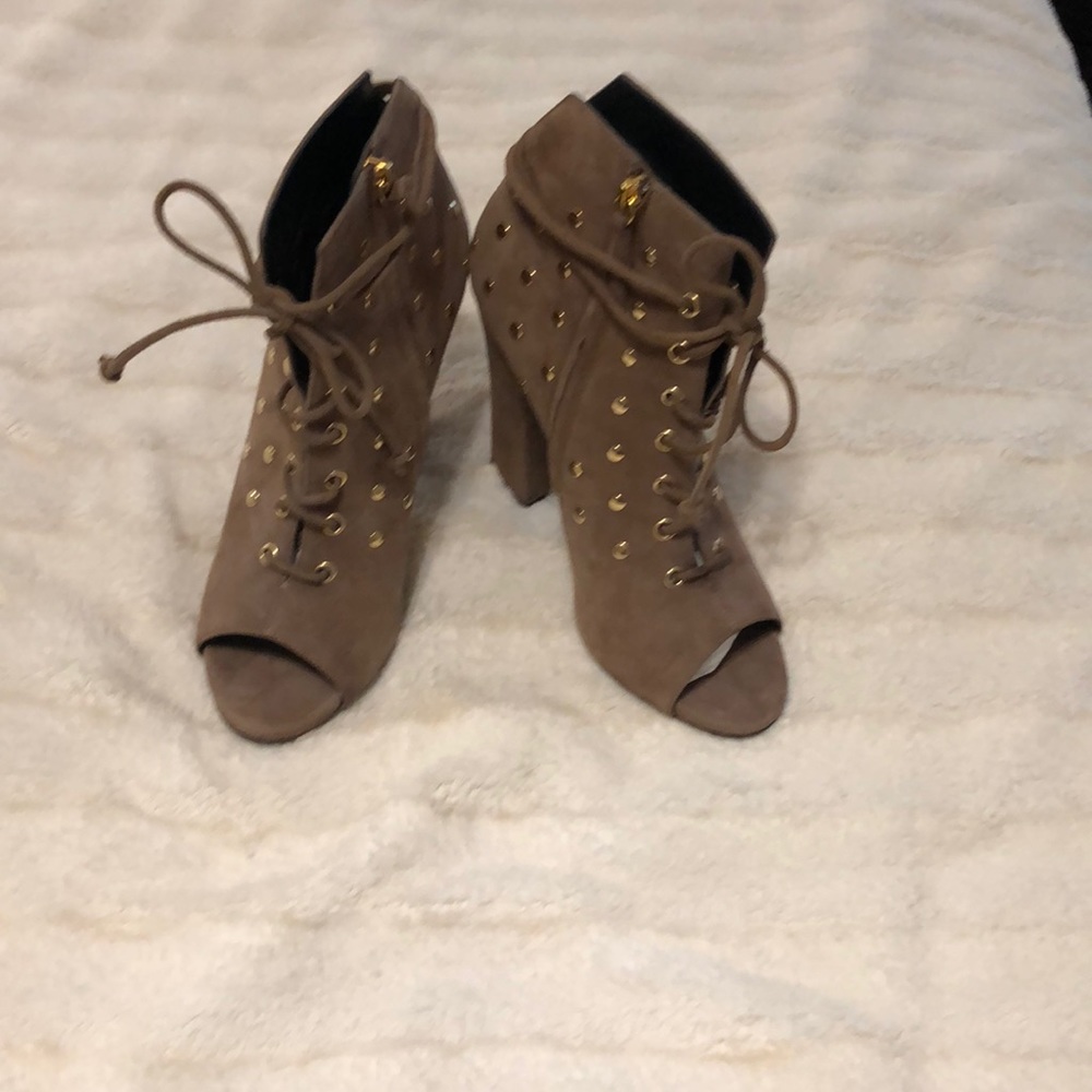 Authentic gorgeous Giuseppe Zanotti gold studded suede heels